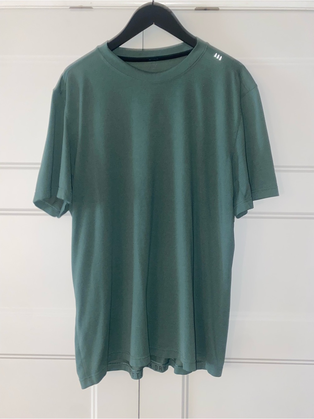 lululemon Men's License to Train Short Sleeve - Green